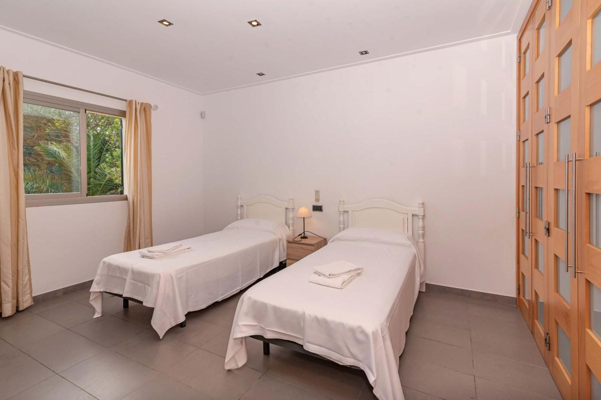 Embat By Sealand Apartment *